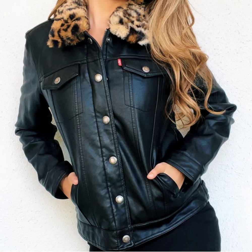 Levi’s faux leather and faux fur lined jacket. Size small.